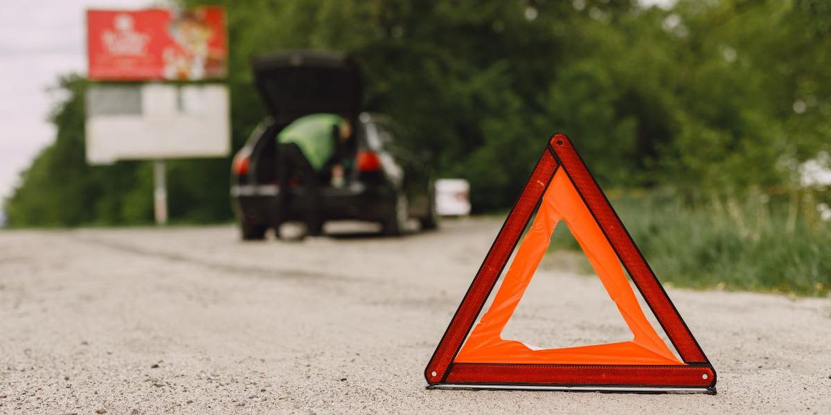 Why Roadside Assistance Is So Expensive and How to Avoid It