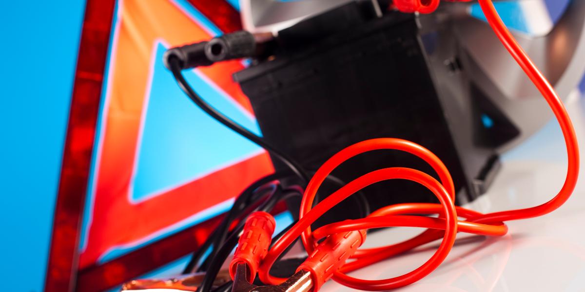 Lithium vs. Lead-Acid Jump Starters: Which One Should You Buy?